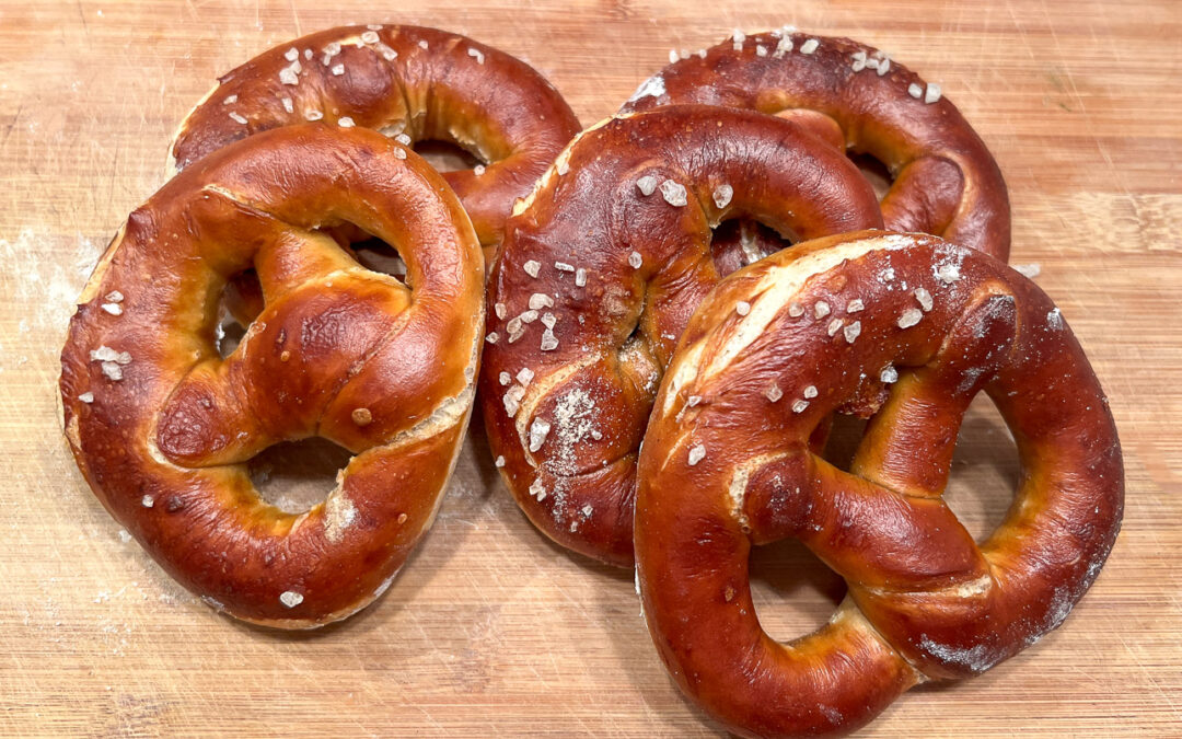 Sauerteig Laugenbrezeln